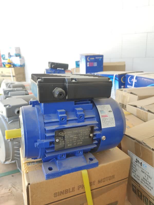 الکتروموتور 0/37 کیلووات نیم اسب تکفاز آلومینیوم نیم فلنج B34 ایده آل
